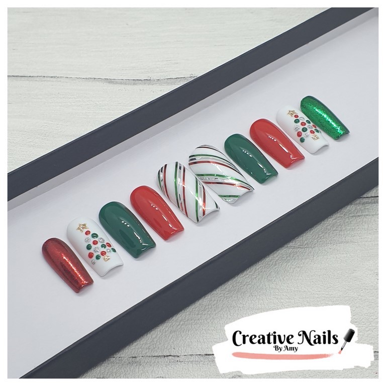 festive false nails