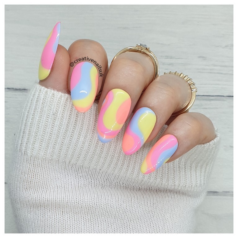 bright false nails