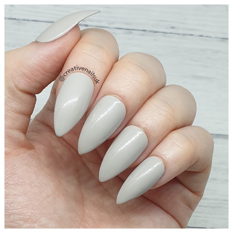 grey false nails