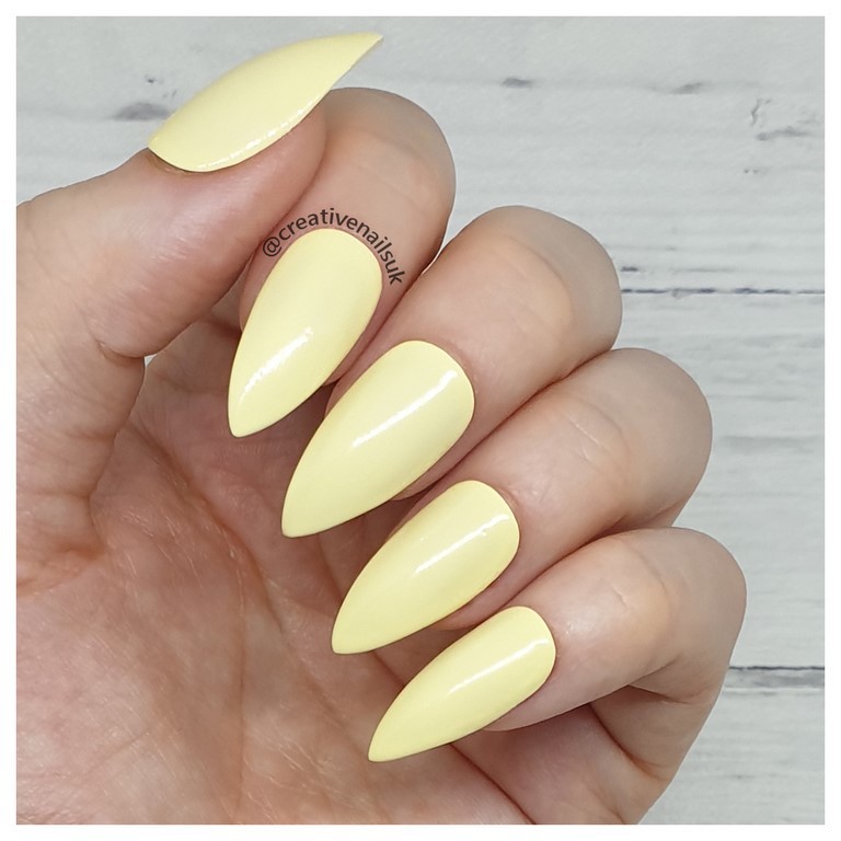 pastel yellow fake nails