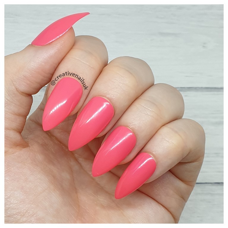 neon hot pink fake nails