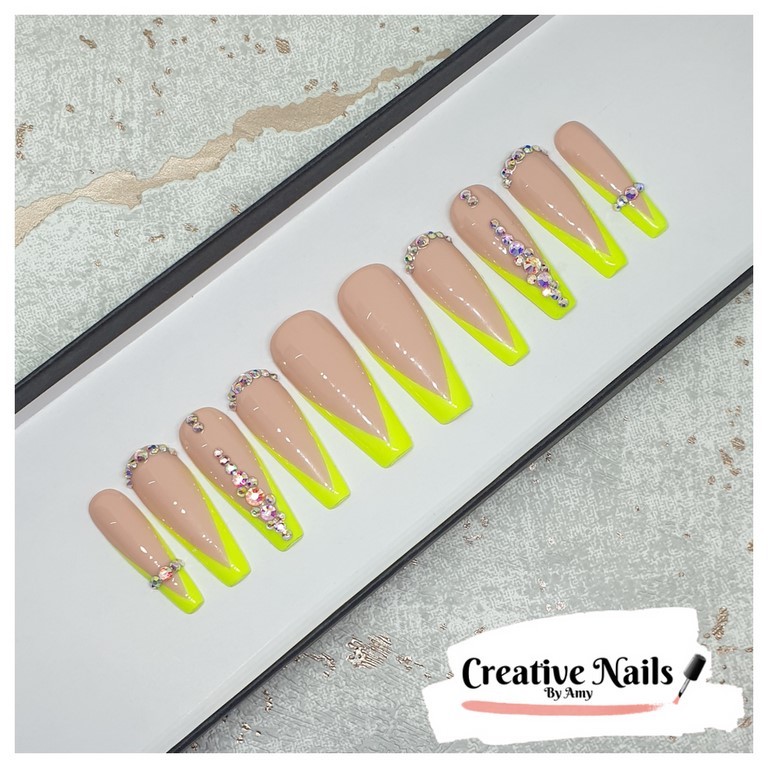 neon yellow french v tip